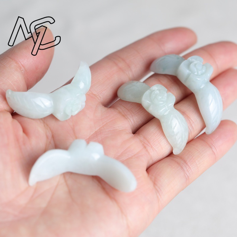 2 Peças de Jade Natural Branco - Beading avaliação e preço